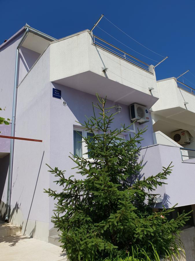 Apartments Sea Star Ivana Марина Экстерьер фото